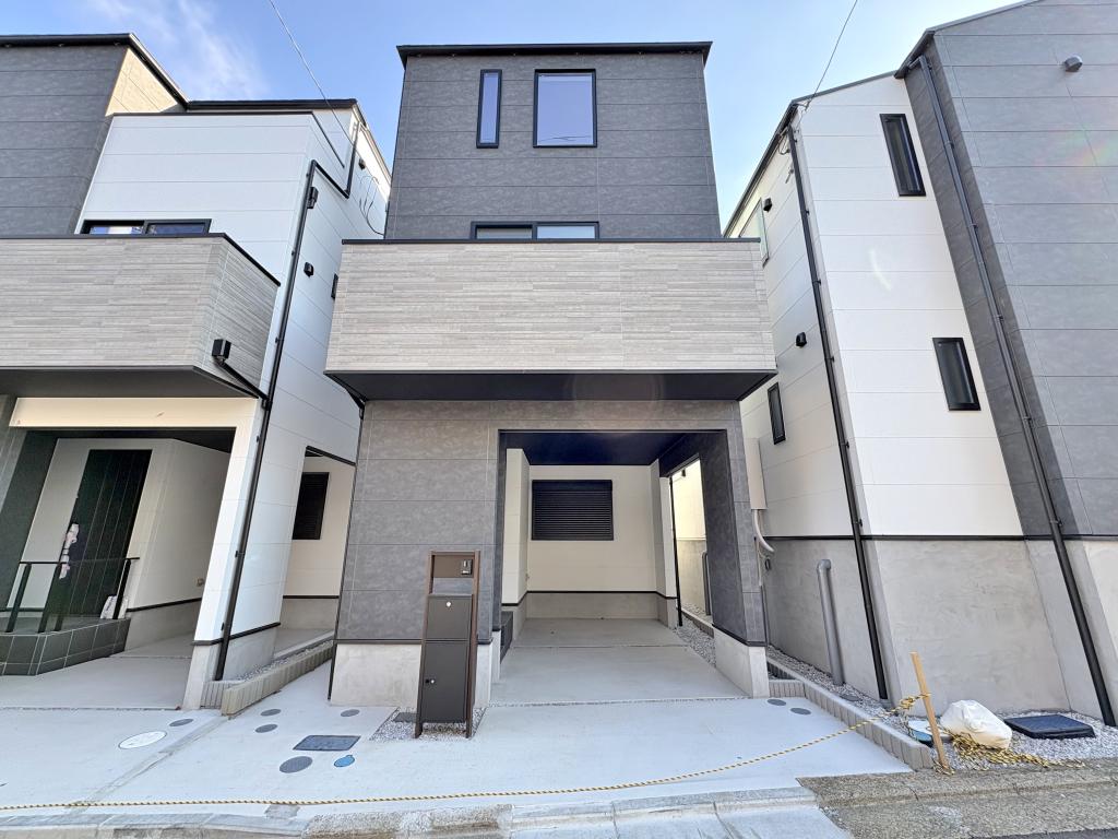 保土ケ谷区仏向西新築戸建　２号棟