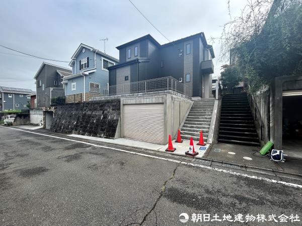 町田市上小山田町