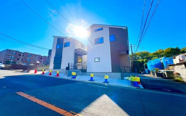 鶴見区下末吉６丁目　全２棟Ｂ号棟