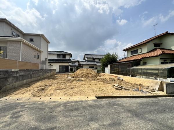 友が丘２丁目新築戸建