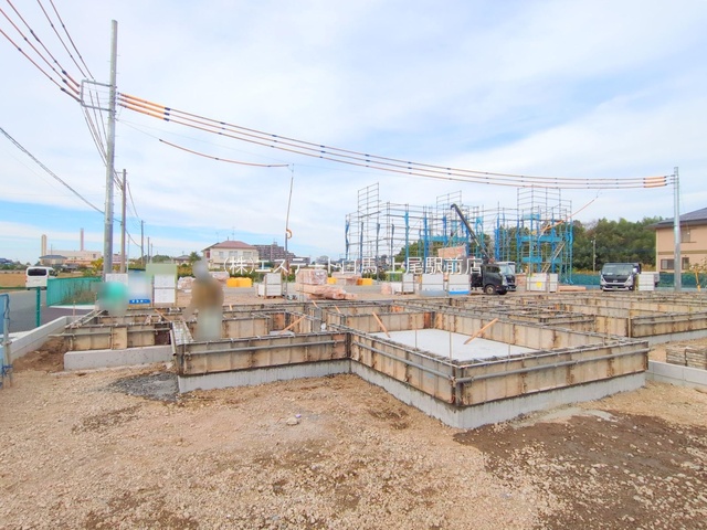 さいたま市西区大字宝来　 8号棟