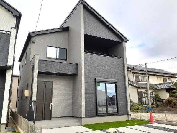 碧南市六軒町　２号棟