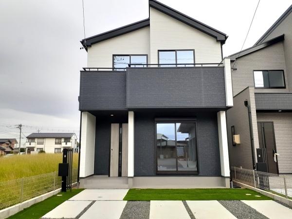 碧南市六軒町　１号棟