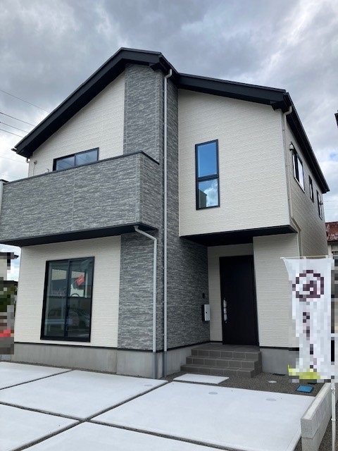 福島市丸子字北下川原新築戸建