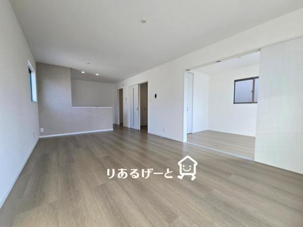 東大阪下六万寺町３丁目　新築一戸建て