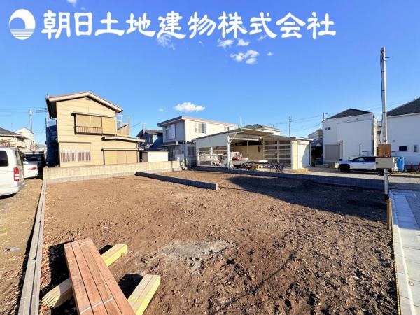 相模原市南区相南2丁目　〜パントリー・リネン棚など豊富な収納〜