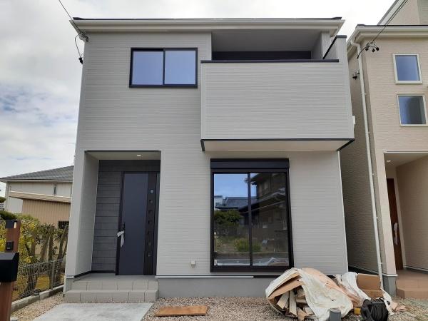 高浜市呉竹町七丁目　１号棟