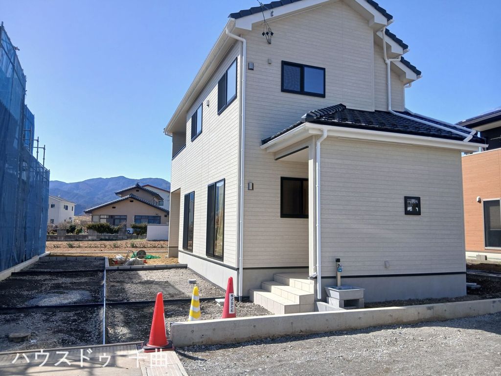 新築戸建 【いろどりアイタウン】千曲市中　19号棟/14区画