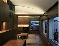 【アトリエの家】