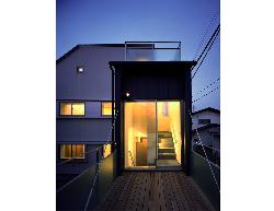 【西島　正樹】