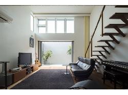 【横山　浩介】