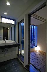 【横山　浩介】