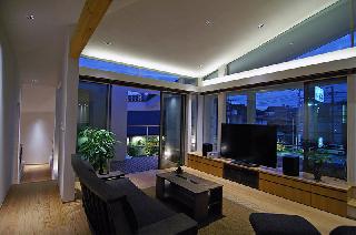 【横山　浩介】