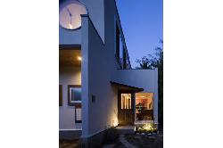 【横山　浩介】