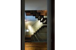 【横山　浩介】