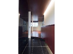 【横山　浩介】