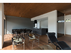 【Cool Gray House】