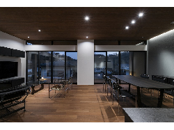 【Cool Gray House】