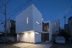 【横山　浩介】