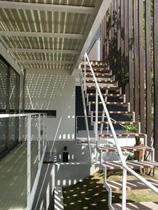 【横山　浩介】