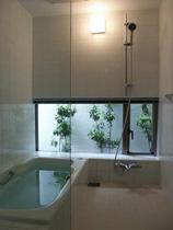 【横山　浩介】