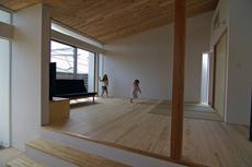 【横山　浩介】