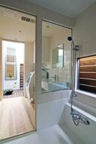 【横山　浩介】