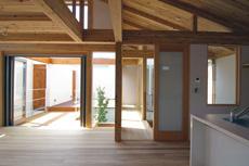 【横山　浩介】