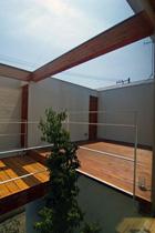 【横山　浩介】