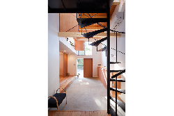 【公園前の家】