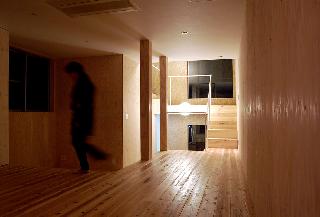 【眞野　サトル】