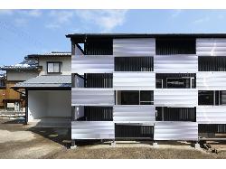 【眞野　サトル】