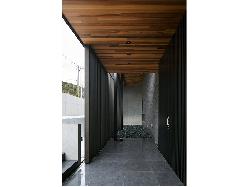 【眞野　サトル】