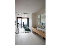 【眞野　サトル】