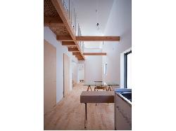 【眞野　サトル】