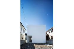 【眞野　サトル】