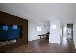 【眞野　サトル】