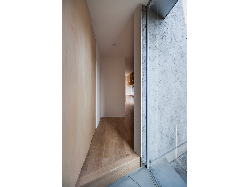 【眞野　サトル】