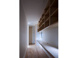 【眞野　サトル】