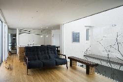 【眞野　サトル】