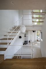 【眞野　サトル】