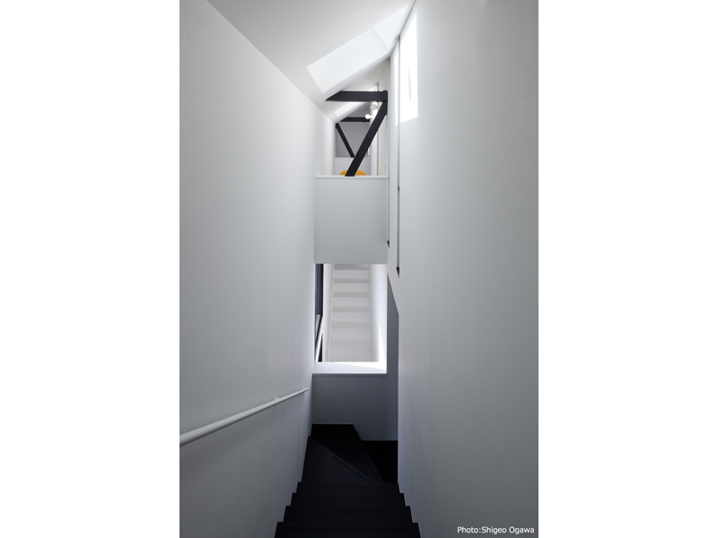 階段室から採光