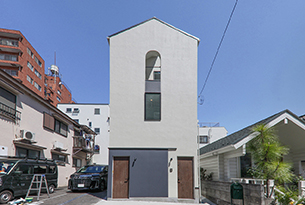 /reform-mitsumori/東京の下町地区に完成したアトリエ併設の住宅です。