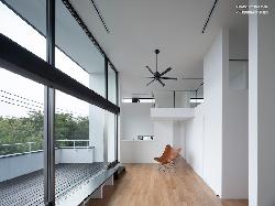 【小オフィスのある家　ハコノオウチ18】