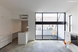 【建物探訪で放送　楽器工房のある家】