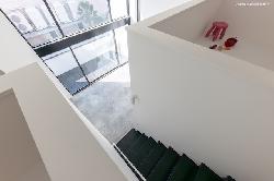 【建物探訪で放送　楽器工房のある家】