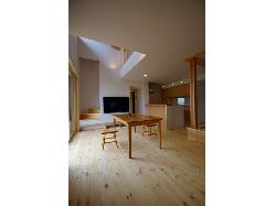 【竹内国美・竹内由美子】