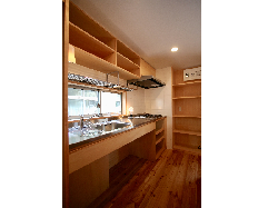 【竹内国美・竹内由美子】