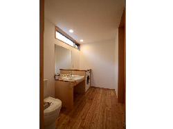 【竹内国美・竹内由美子】