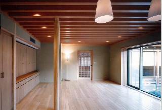 【梅園の家】